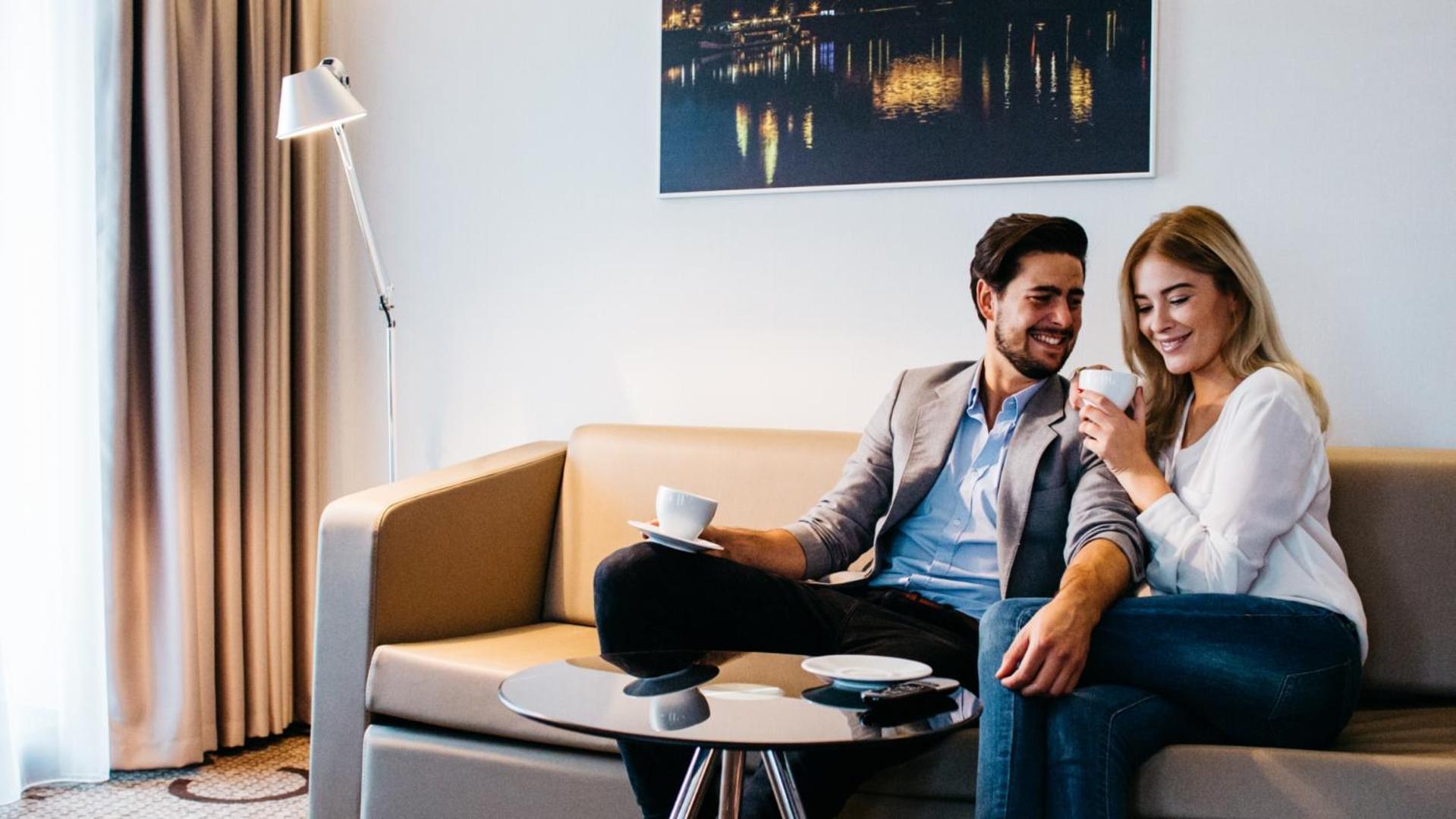 Q Hotel Plus Krakow Bagian luar foto