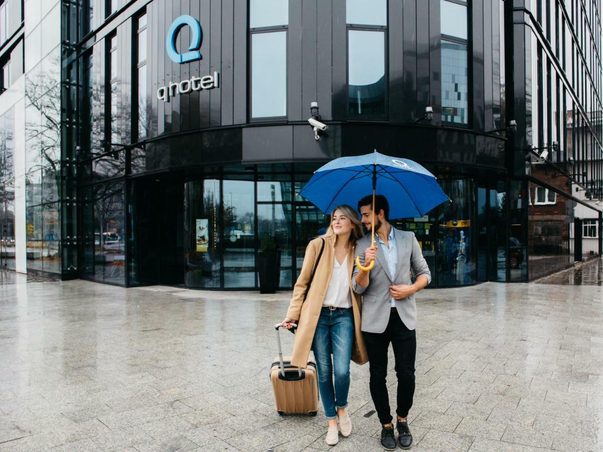 Q Hotel Plus Krakow Bagian luar foto